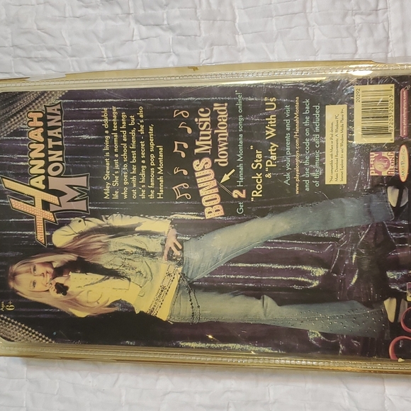 Hannah Montana Collection Doll - Picture 5 of 5